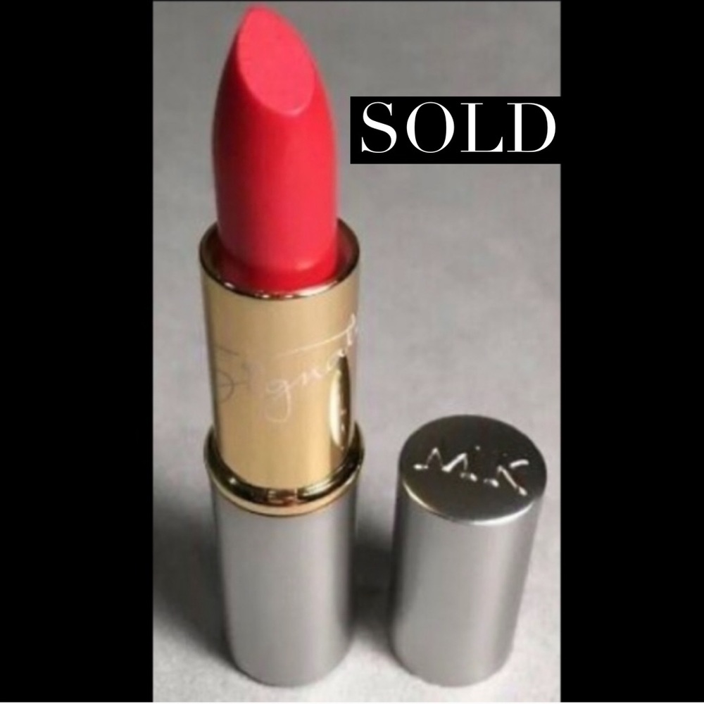 Mary Kay Signature Lipstick 💄